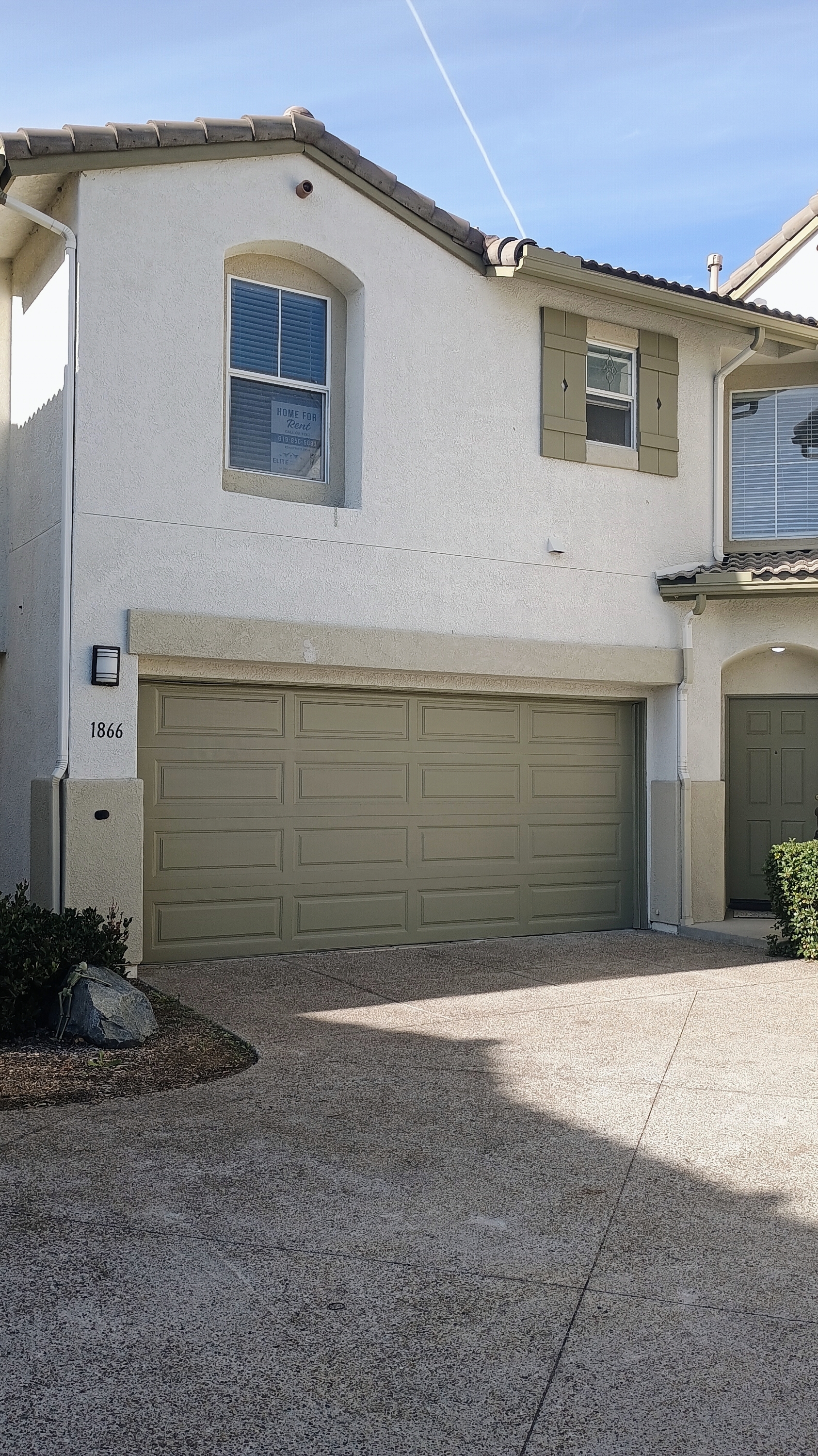 1866 Via Capri Street